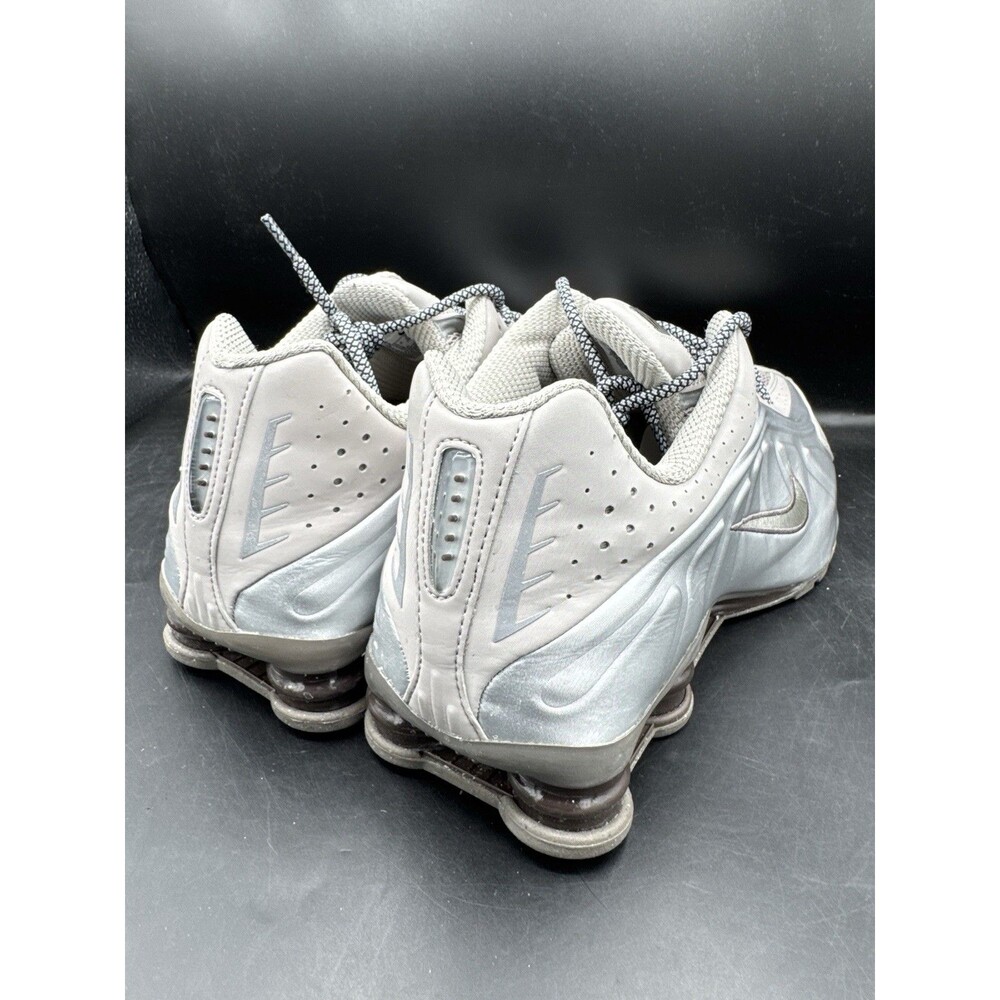 Nike Shox R4 'Cave Stone' Mens Size 13 (HQ1988-200) - Picture 9 of 16